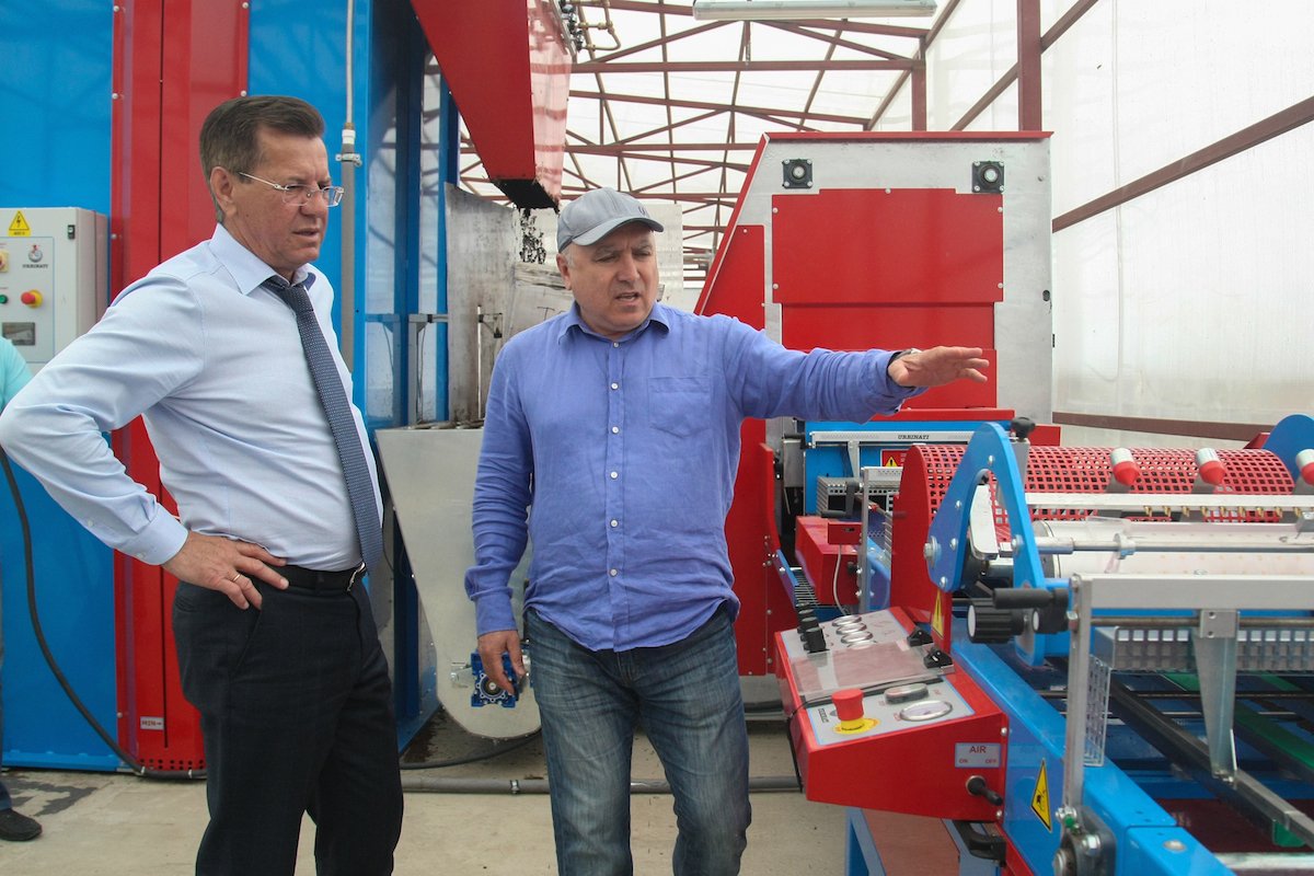 В Астраханской области открылся завод по производству томатной пасты