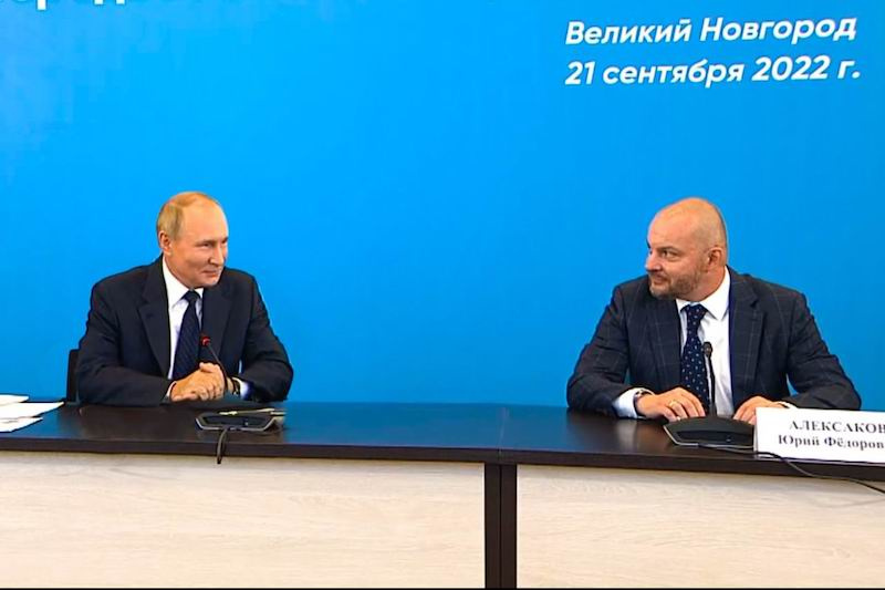 Владимир Путин встретился с руководителями Передовой инженерной школы