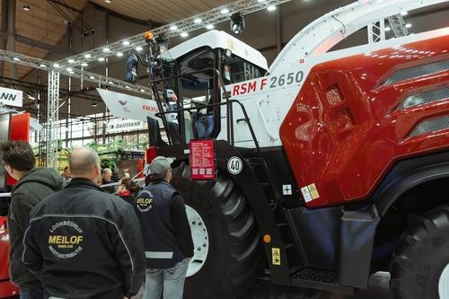 Россия представила на Agritechnica инновационный кормоуборочный комбайн