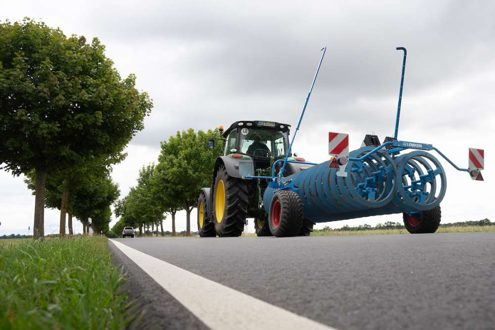 Lemken представил новое седельно-сцепное устройство для почвоуплотнителя