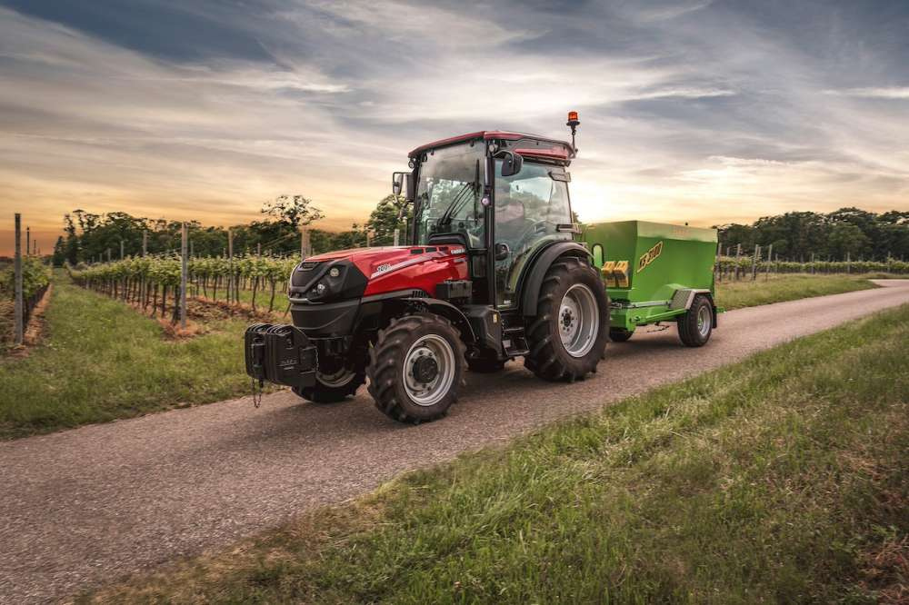 Представлен новый трактор Case IH Quantum для садов и виноградников