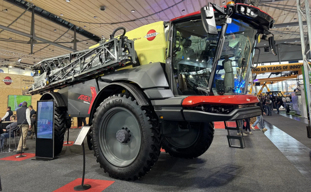 Hardi представляет новый опрыскиватель Arex
