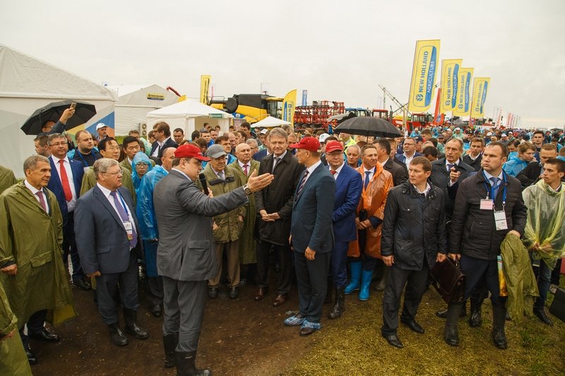 New Holland продемонстрировал современные сельскохозяйственные технологии на Всероссийском дне поля
