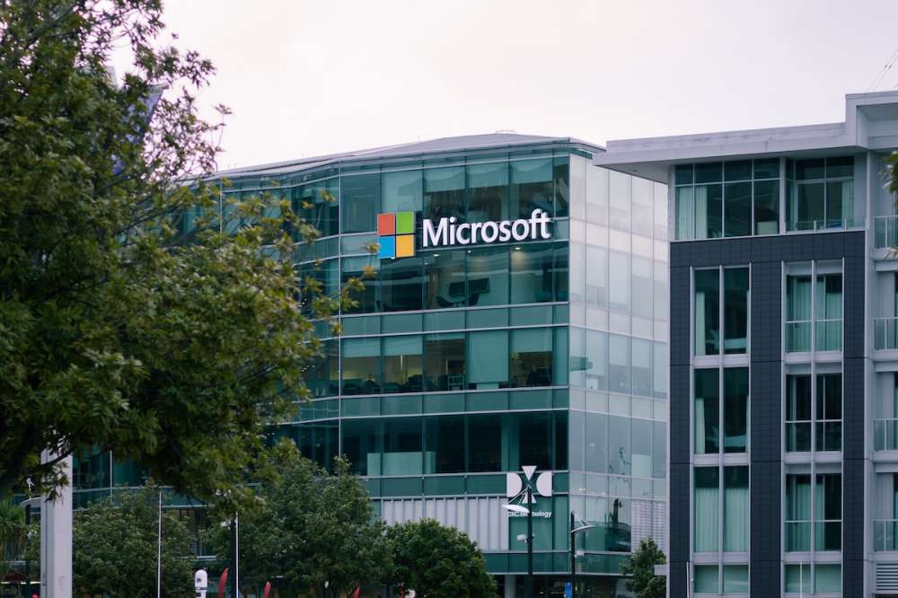 Bayer и Microsoft подписали соглашение об оптимизации цифровых возможностей сельского хозяйства