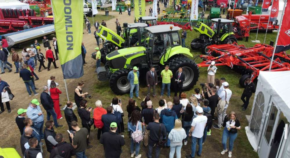Китайский производитель тракторов Zoomlion представил планы развития в России