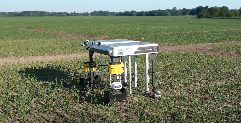 Solinftec испытывает нового полевого робота-опрыскивателя - видео