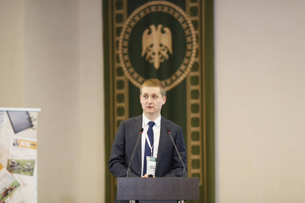 николаев.jpg николаев.jpg