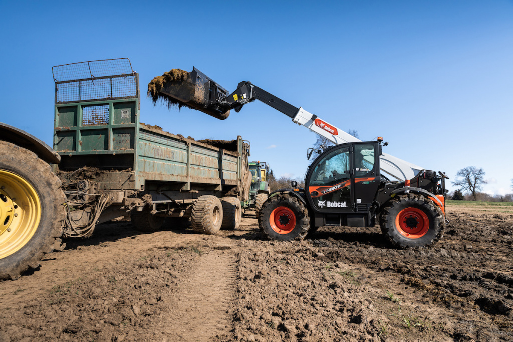 Bobcat_TL43.80 (4).jpg