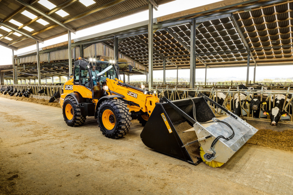 погрузчик JCB TM_2.jpg